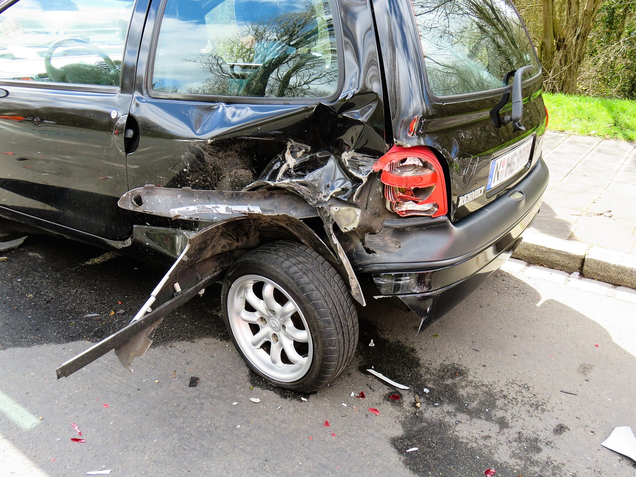 Broad Form Collision vs Regular Collision in Michigan: What's the Difference?
